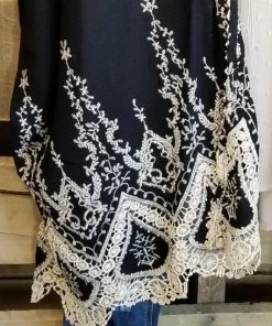 Andree By Unit AHB EXCLUSIVE: Classic Moment Cardigan/Kimono - Black - SALE