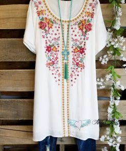 Andree By Unit AHB EXCLUSIVE: Dreaming Of Tomorrow Tunic - Ivory