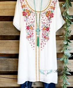 Andree By Unit AHB EXCLUSIVE: Dreaming Of Tomorrow Tunic - Ivory