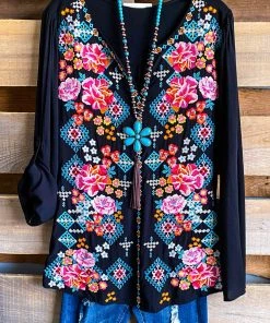 Andree AHB EXCLUSIVE: Here We Go Again Blouse - Black What's New