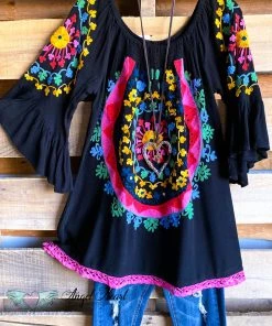 A&A What's New AHB EXCLUSIVE: Sweet Talker Tunic - Black