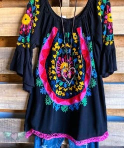 A&A What's New AHB EXCLUSIVE: Sweet Talker Tunic - Black