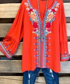 Andree By Unit AHB EXCLUSIVE: Give Me A Little Time Top - Red