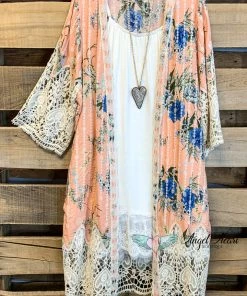 Umgee AHB EXCLUSIVE: Twisted Fate Kimono - Blush - SALE