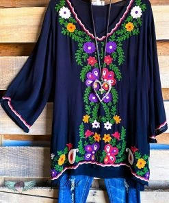 A&A AHB EXCLUSIVE: Season Of Life Tunic - Black What's New