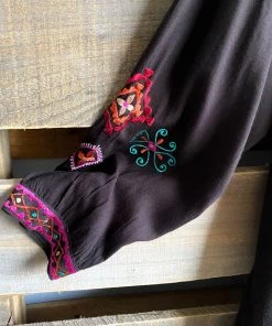 A&A AHB EXCLUSIVE: Giving A Smile Top - Brown What's New