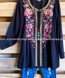 Andree AHB EXCLUSIVE: I Like Me Better Top - Black What's New