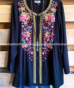 Andree AHB EXCLUSIVE: I Like Me Better Top - Black What's New