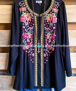 Andree AHB EXCLUSIVE: I Like Me Better Top - Black What's New