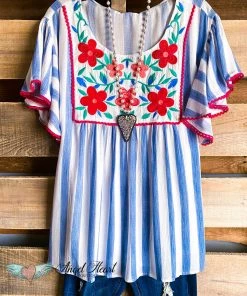 Andree AHB EXCLUSIVE: Pretty Skies Top - Ivory/Navy - SALE