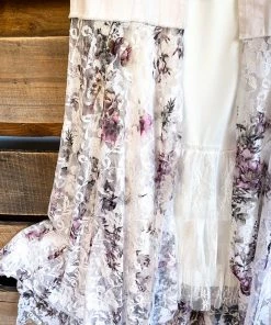 Origami AHB EXCLUSIVE: Run To You Vest - Ivory/Floral What's New