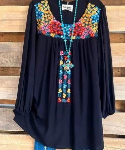 Andree Illustration Of The Beloved Dress -Black