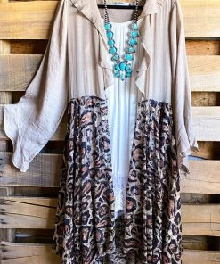 Origami AHB EXCLUSIVE: Run With Me Cardigan - Taupe/Leopard