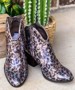 Very G A Kiss Walking Booties - Silver What's New