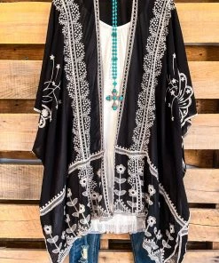 Origami AHB EXCLUSIVE: Something Good Is Coming Cardigan - Black