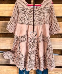 Origami What's New AHB EXCLUSIVE: Delightful Details Cotton Top - Taupe/Mocha