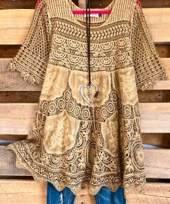 Origami AHB EXCLUSIVE: Delightful Details Cotton Top - Washed Taupe What's New