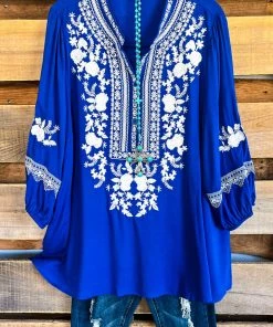 Andree By Unit AHB EXCLUSIVE - Couldn't Love You More Top - Denim Blue