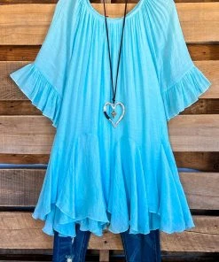 Sassybling What's New AHB EXCLUSIVE: The It Girl Oversized Loose Fitting Tunic - Light Blue