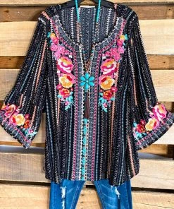 Andree AHB EXCLUSIVE: Fashion Life Top - Black Multi What's New