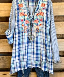 Andree AHB EXCLUSIVE: Do Everything With Love Top - Blue What's New