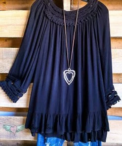 Andree Playfully Perfect Top - Black What's New