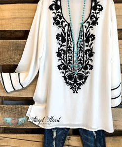 Kareena's Trends Sale AHB EXCLUSIVE: Singing To My Soul Blouse - Moss White