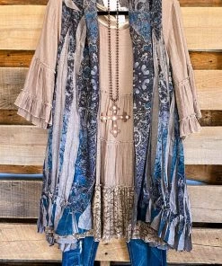 Origami AHB EXCLUSIVE: Counting The Stars Vest - Grey/Navy What's New