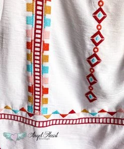 Andree AHB EXCLUSIVE: Subtle Smiles Top - Ivory