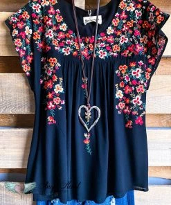 Andree What's New AHB EXCLUSIVE: Taking Hearts Top - Black