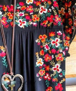 Andree What's New AHB EXCLUSIVE: Taking Hearts Top - Black