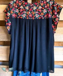 Andree What's New AHB EXCLUSIVE: Taking Hearts Top - Black