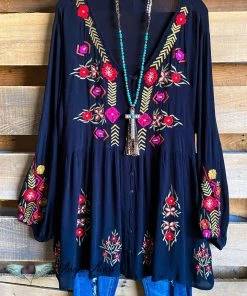 Asha What's New AHB EXCLUSIVE: Give Love Tunic - Black