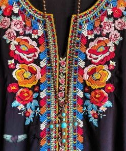 Andree AHB EXCLUSIVE: Waltzing Wonder Top - Black What's New