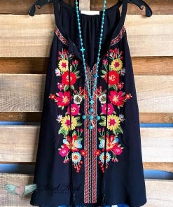 Andree AHB EXCLUSIVE: Just A Minute Top - Black What's New