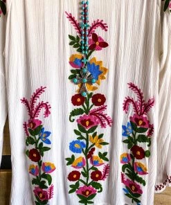 A&A AHB EXCLUSIVE: Be The Inspiration Tunic - White