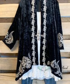 Andree By Unit AHB EXCLUSIVE: Crushed Velvet Embroidered Cardigan - Black