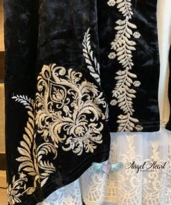 Andree By Unit AHB EXCLUSIVE: Crushed Velvet Embroidered Cardigan - Black