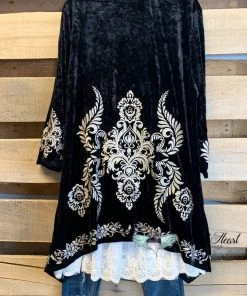 Andree By Unit AHB EXCLUSIVE: Crushed Velvet Embroidered Cardigan - Black