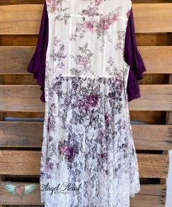 Origami What's New AHB EXCLUSIVE: Wide Awake Vest - Ivory/Floral