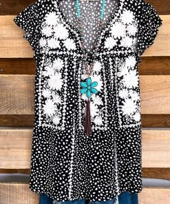 Andree Choose The Sun Top - Black - SALE