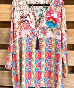 A&A What's New Sensational Adventure Tunic - Cream