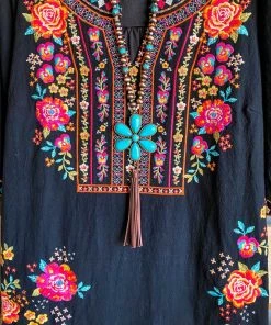 Andree AHB EXCLUSIVE: In The Garden Tunic - Black What's New