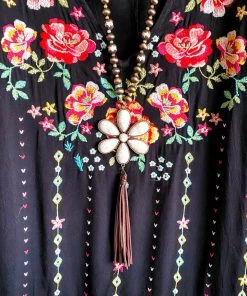 Andree AHB EXCLUSIVE: Sweet Florest Blouse - Black