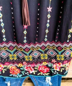 Andree AHB EXCLUSIVE: Sweet Florest Blouse - Black