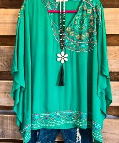 Andree Go The Distance Oversized Poncho/Top - Kelly Green