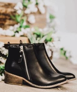 LA SHOE KING My Go To Booties - Black - SALE