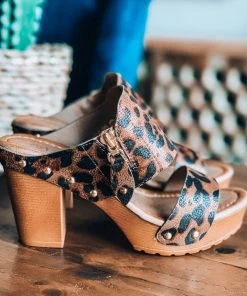 Lets See Style What's New Way To Your Heart Shoes - Leopard