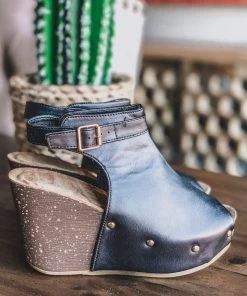 LA SHOE KING My Go To Wedges - Black - SALE