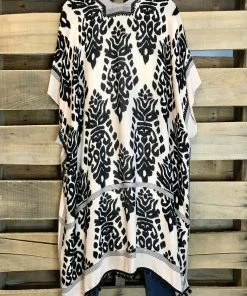 Urbanista What's New AHB EXCLUSIVE: Bali Intentions Kimono - Black